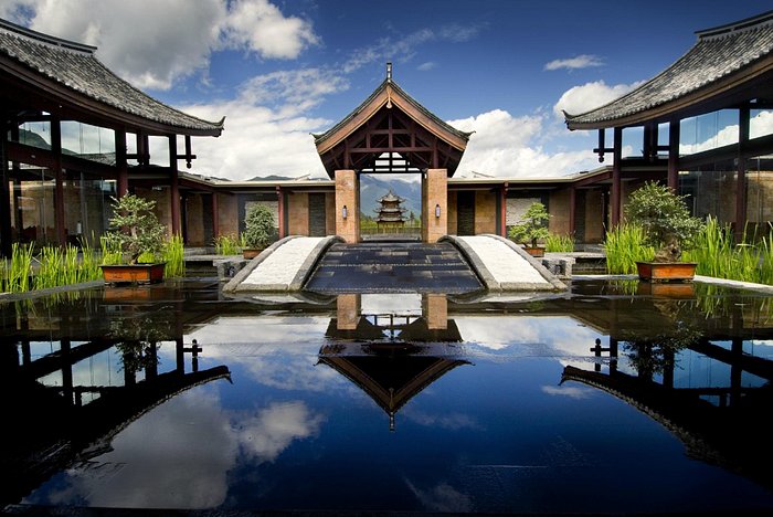 Our Hotel, Banyan Tree Lijiang & Our Flights