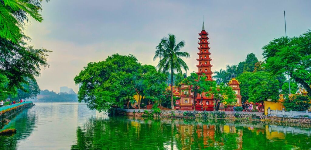temple in vietnam